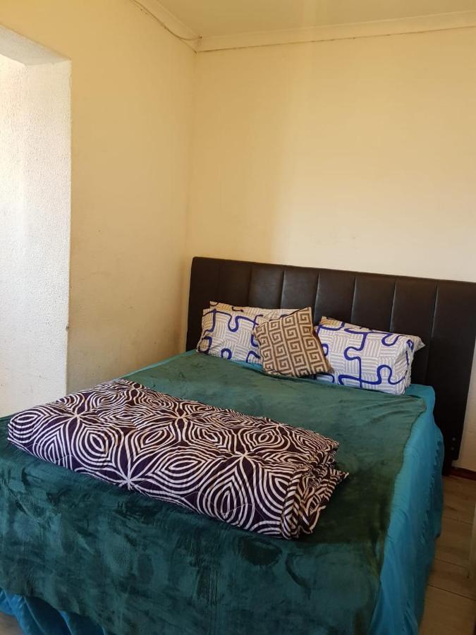Salama Lodge Milnertonケープタウン エクステリア 写真